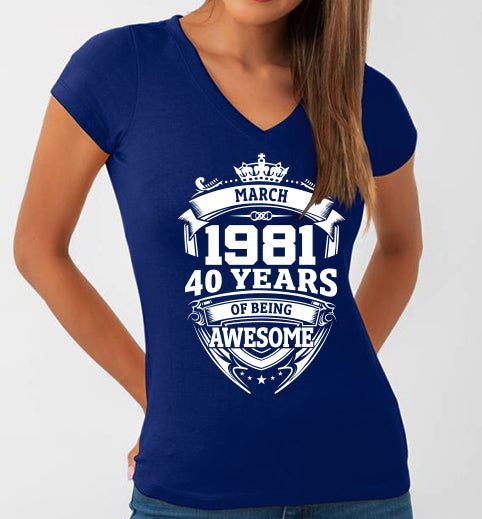 Playera 40 años Marzo Cuello en V