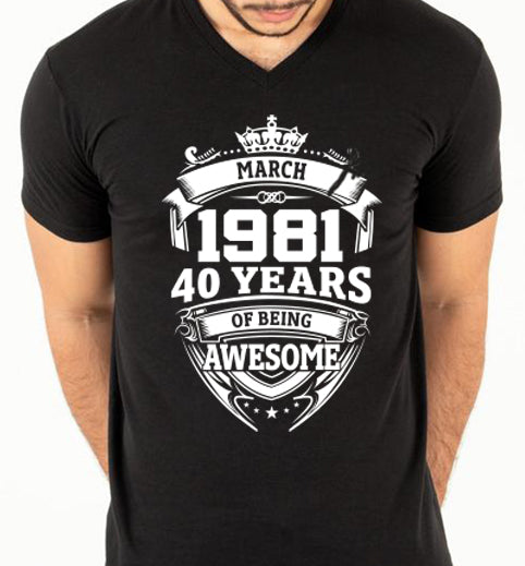 Playera 40 años Marzo Cuello en V